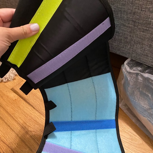 Calm Paws Caring E Collar - Picture 5 of 6